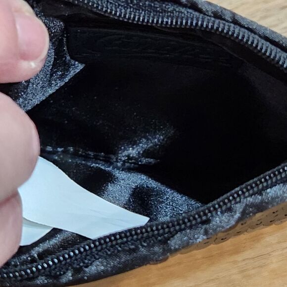 💜Candie's Black Sequin Zippered Wristlet Pouch - Picture 9 of 11